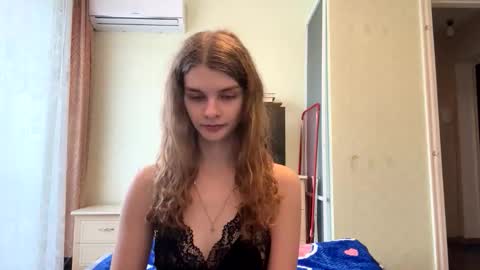 cute_kitte online show from 11-16-25, 09:04