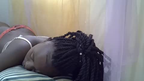 cute_savanna online show from 02-23-25, 12:59