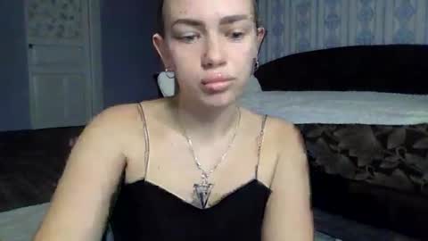 Snapshot of cute_shy06 chatting on 11-20-25, 08:25 cute_shy06 online show from 11-20-25, 08:25