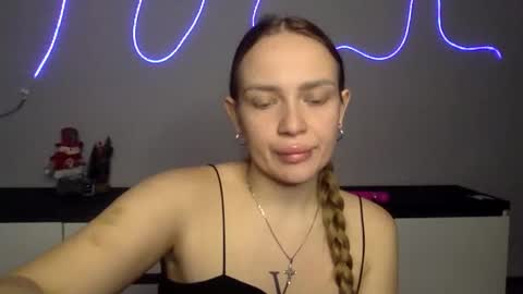 cute_shy06 online show from 01-14-26, 07:41