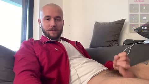 cute_skywalker online show from 12-12-24, 07:30