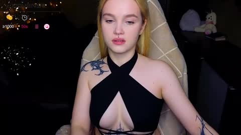 Sue online show from 11-25-25, 03:01