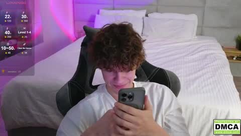 Snapshot of cute_thomas chatting on 12-06-24, 11:14 Thomas - online show from 12-06-24, 11:14