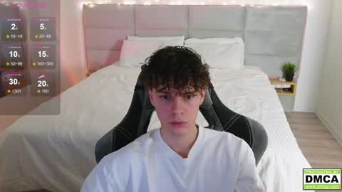 Snapshot of cute_thomas chatting on 12-12-24, 05:15 Thomas - online show from 12-12-24, 05:15