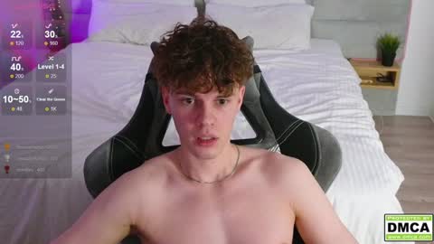 Snapshot of cute_thomas chatting on 12-25-24, 02:25 Thomas - online show from 12-25-24, 02:25