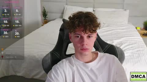 Snapshot of cute_thomas chatting on 12-29-24, 07:39 Thomas - online show from 12-29-24, 07:39