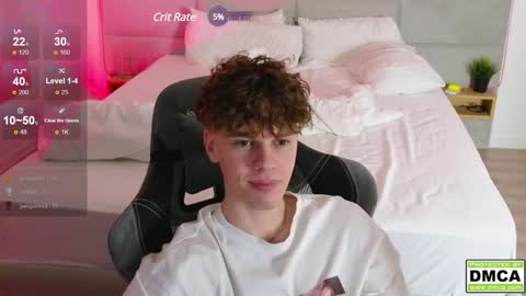 Snapshot of cute_thomas chatting on 01-22-25, 10:48 Thomas - online show from 01-22-25, 10:48