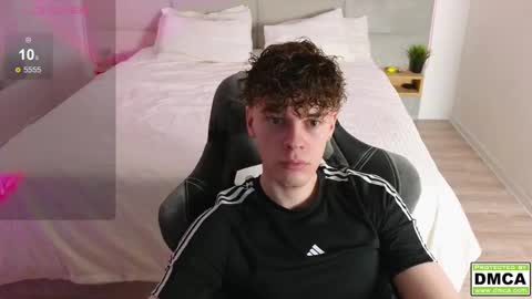 Snapshot of cute_thomas chatting on 02-20-25, 05:07 Thomas - online show from 02-20-25, 05:07