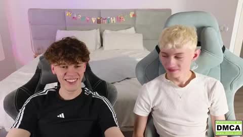 Snapshot of cute_thomas chatting on 02-21-25, 07:21 Thomas - online show from 02-21-25, 07:21