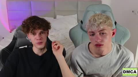 Snapshot of cute_thomas chatting on 03-06-25, 12:43 Thomas - online show from 03-06-25, 12:43