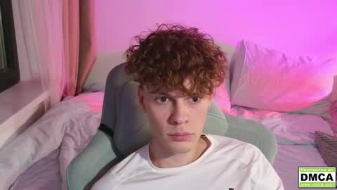 Snapshot of cute_thomas chatting on 10-04-25, 10:08 Thomas - online show from 10-04-25, 10:08