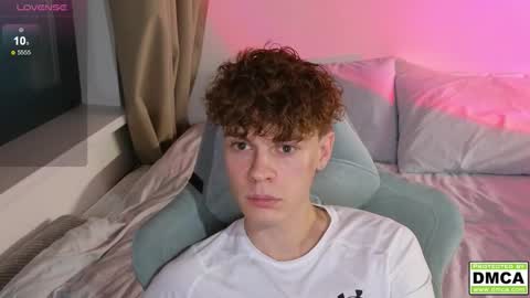 Snapshot of cute_thomas chatting on 10-14-25, 06:52 Thomas - online show from 10-14-25, 06:52