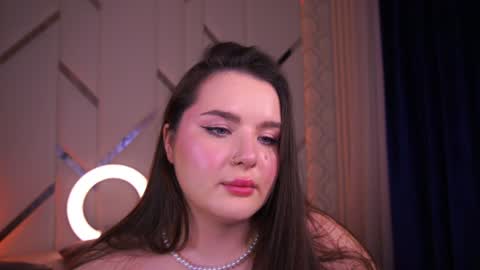 Amber online show from 01-17-25, 05:53