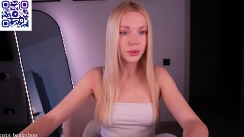 Snapshot of cutebon chatting on 01-19-26, 04:05 BONNIE online show from 01-19-26, 04:05