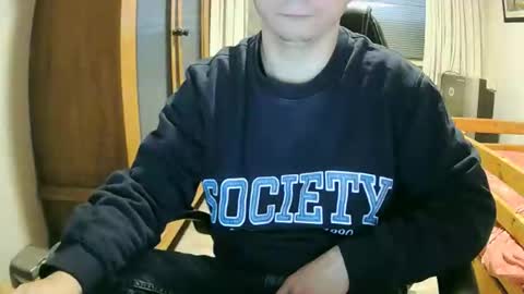 Cuteboy090 online show from 09-17-25, 01:13