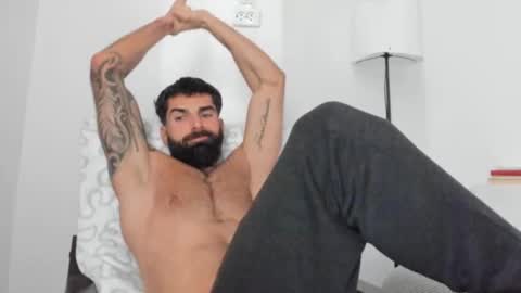 cuteeboy online show from 11-26-25, 07:31