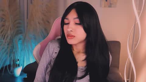 Zoe  online show from 11-29-25, 07:00