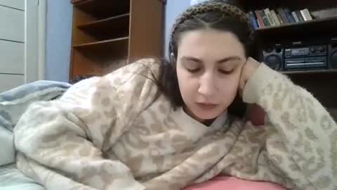 cutekattie online show from 01-13-26, 05:13