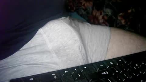 Snapshot of cuteman88 chatting on 09-16-25, 08:21 Cuteman online show from 09-16-25, 08:21