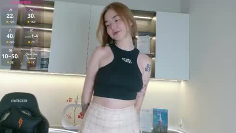 Snapshot of cutemindxo chatting on 08-06-26, 05:09 Niia online show from 08-06-26, 05:09