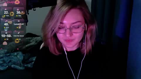 cutepie33 online show from 09-17-25, 02:19