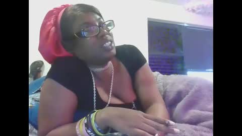 mary mack online show from 11-24-25, 08:30