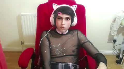 cutest_princess online show from 10-23-25, 10:08