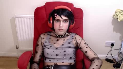 cutest_princess online show from 12-04-25, 11:57