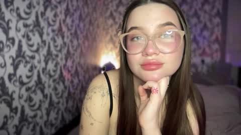 CuteAnn online show from 11-09-25, 07:23