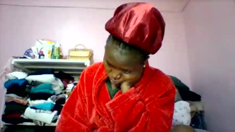 Snapshot of cutezola chatting on 09-26-25, 02:48 cutezola online show from 09-26-25, 02:48