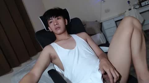 Neil Taylor online show from 10-21-25, 05:13