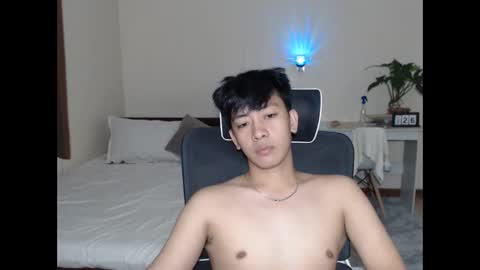 Neil Taylor online show from 10-26-25, 05:35