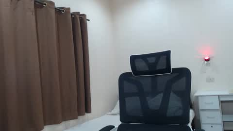 Neil Taylor online show from 11-02-25, 02:14