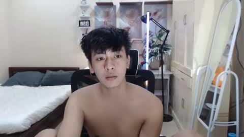 Neil Taylor online show from 11-24-25, 05:12