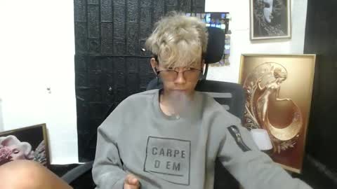 cutie_mico online show from 03-05-25, 08:32