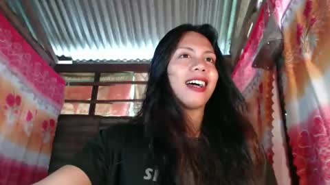 Snapshot of cutie_rona chatting on 12-15-25, 06:06 cutie_rona online show from 12-15-25, 06:06