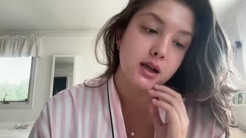 Cutieoggg420 online show from 09-08-25, 06:18