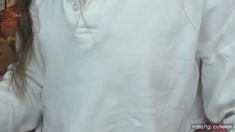 Snapshot of cutierori chatting on 12-16-24, 02:57 Rori  Instagram cutierori  online show from 12-16-24, 02:57