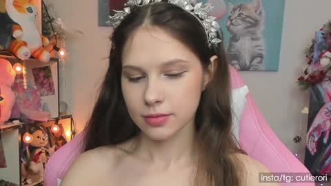 Snapshot of cutierori chatting on 01-13-25, 07:11 Rori  Instagram cutierori  online show from 01-13-25, 07:11