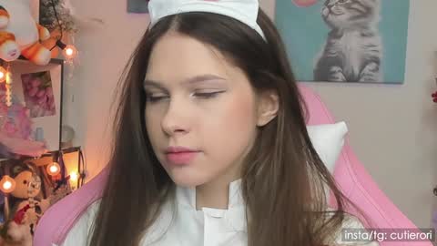 Snapshot of cutierori chatting on 01-23-25, 04:09 Rori  Instagram cutierori  online show from 01-23-25, 04:09