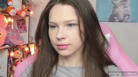 Snapshot of cutierori chatting on 01-29-25, 05:19 Rori  Instagram cutierori  online show from 01-29-25, 05:19