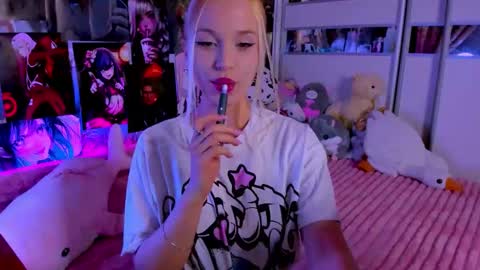 Nora online show from 12-19-25, 09:33