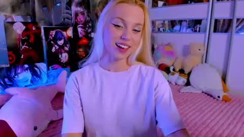 Snapshot of cuttie_ponyy chatting on 07-28-26, 08:52 Nora online show from 07-28-26, 08:52