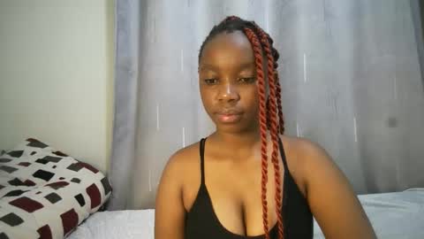 Snapshot of cutypookie chatting on 10-26-25, 06:30 cutypookie online show from 10-26-25, 06:30