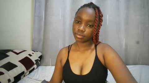 Snapshot of cutypookie chatting on 10-28-25, 05:04 cutypookie online show from 10-28-25, 05:04