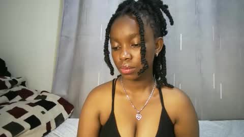 Snapshot of cutypookie chatting on 11-26-25, 05:30 cutypookie online show from 11-26-25, 05:30