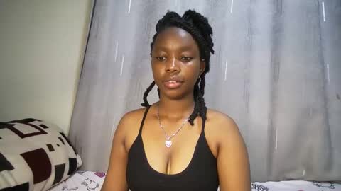 Snapshot of cutypookie chatting on 12-15-25, 05:12 cutypookie online show from 12-15-25, 05:12