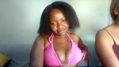 Snapshot of cuvy_babe chatting on 08-06-26, 04:31 cuvy_babe online show from 08-06-26, 04:31
