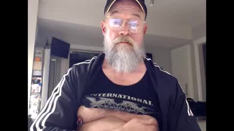 Snapshot of cxcdn chatting on 02-13-25, 05:05 cxcdn online show from 02-13-25, 05:05