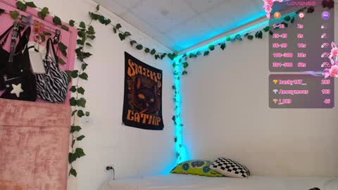 Camila online show from 01-04-25, 07:55